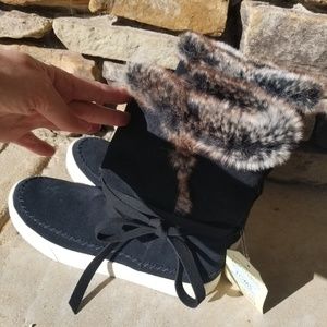 TOMS Vista 9.5 Women's Waterproof Boots